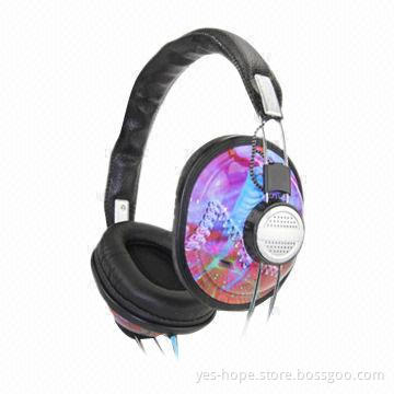 Fashionable Headphones for Girls, with 3.5mm Stereo Plug, Used for MP3, MP4, DVD and CD Players